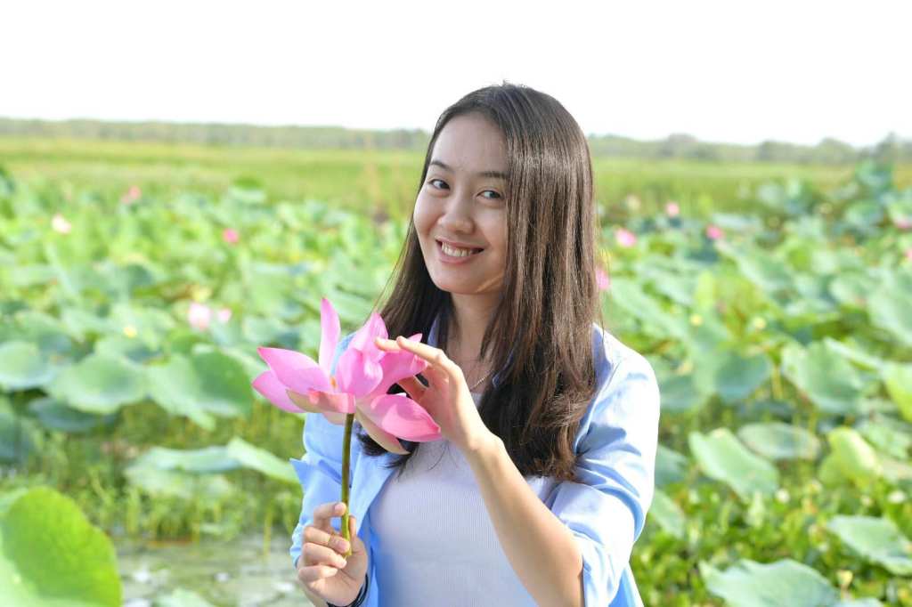 Stop-Work Order, ngồi nhớ những năm hai&nbsp;ngàn