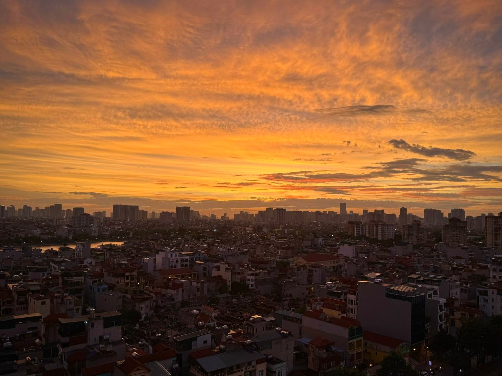 Cuối năm trời dần&nbsp;sáng